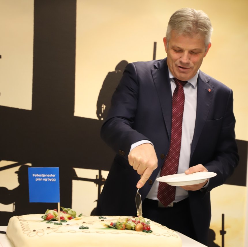 Statsråd Bjørnar Skjæran